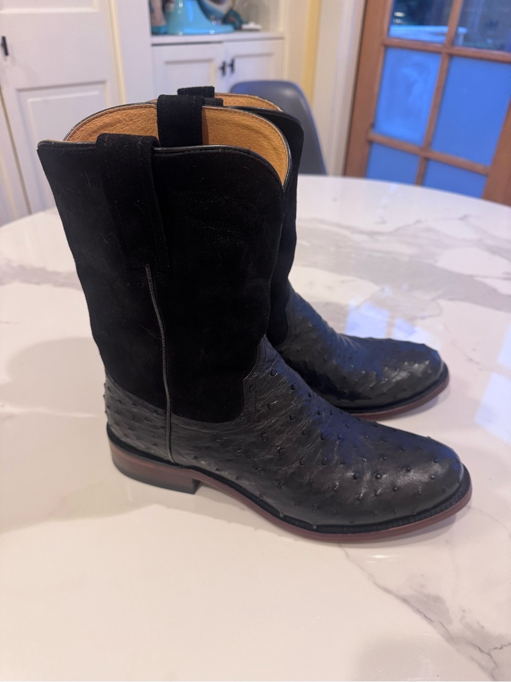 Men's Ariat Black Western Boots - Classic Ostrich-Textured Leather